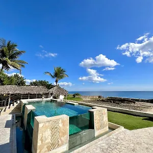 Tritón Boutique&restaurant Hotel