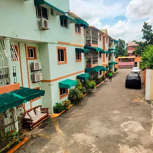Dona Reyna Compartidas Apartahotel